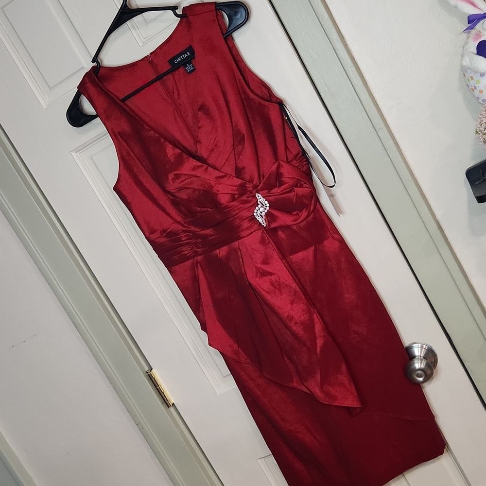 💥Brand New!💥 Chetta B Women's Sheath Dress - SIZE 8